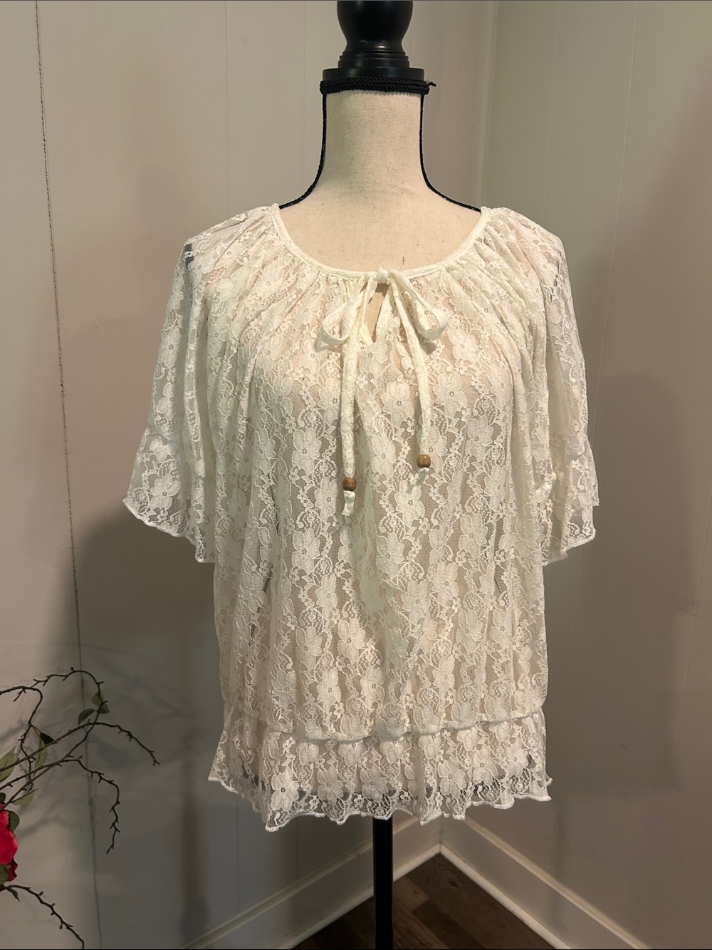 Olsenboye Ivory Lace Tie-Neck Peasant Blouse